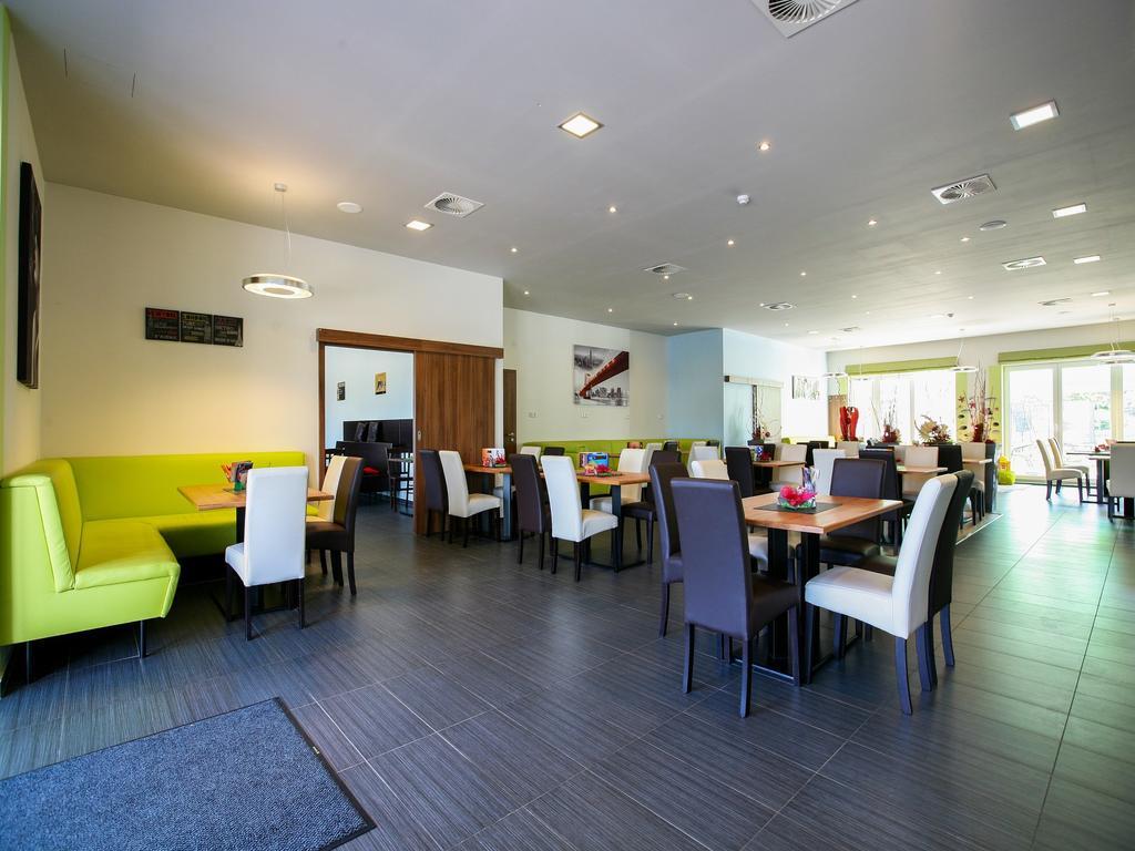 Nad Královnou Hotel&restaurant Hotel Praha