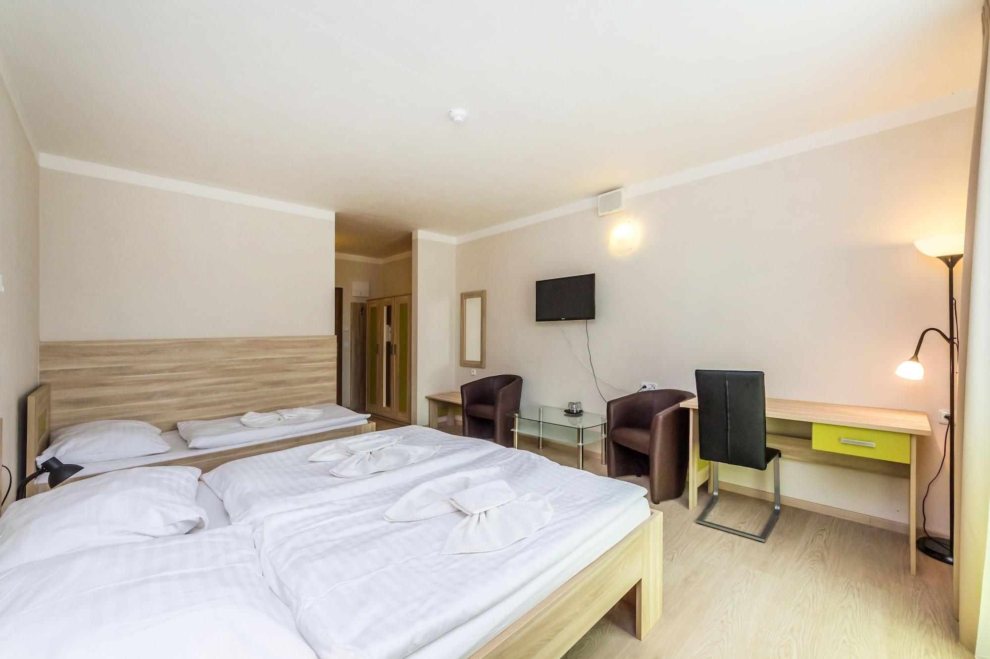 Hotel Nad Královnou Hotel&restaurant 3*