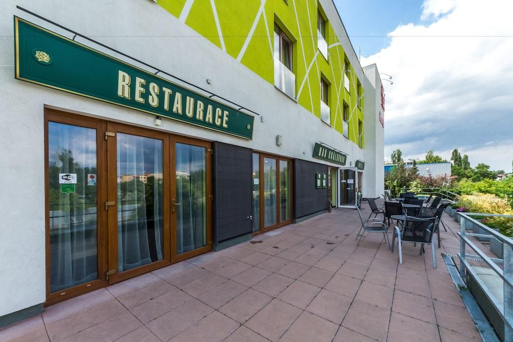 Nad Královnou Hotel&restaurant