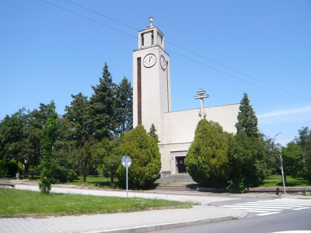 Nad Královnou Hotel&restaurant