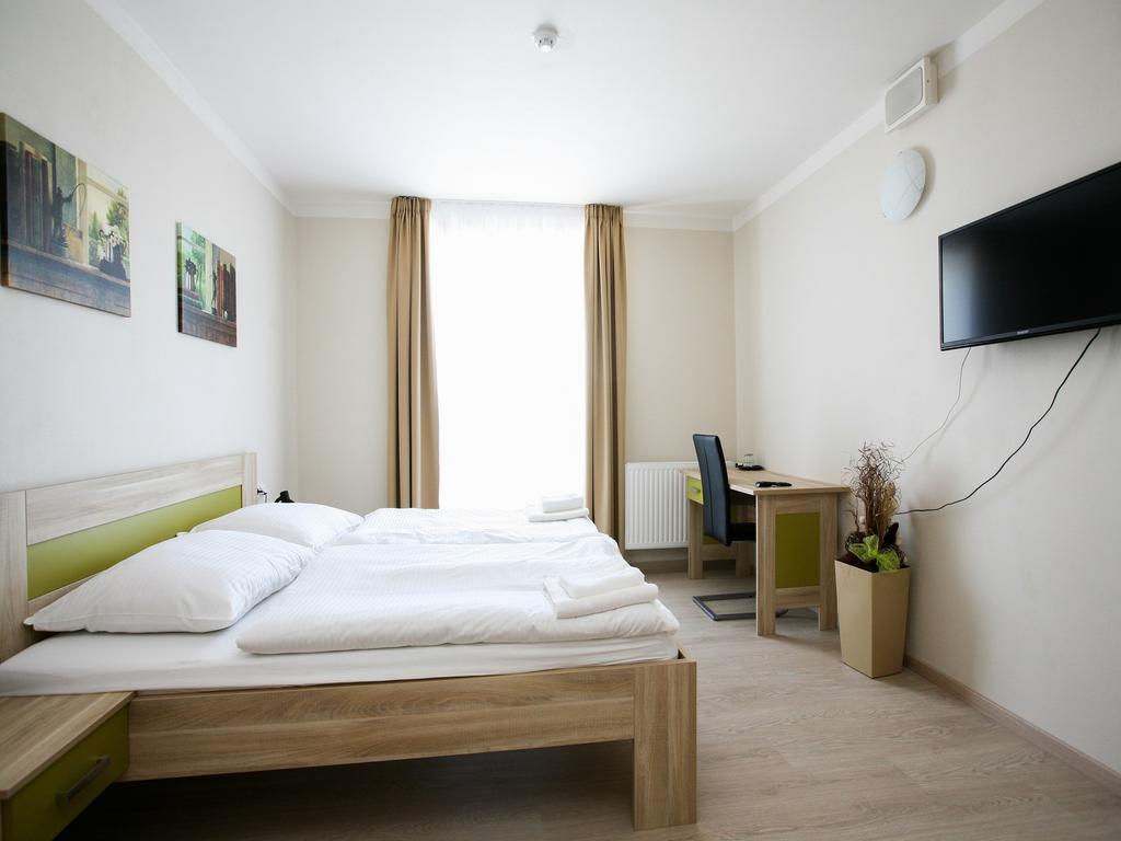 Nad Královnou Hotel&restaurant Praga
